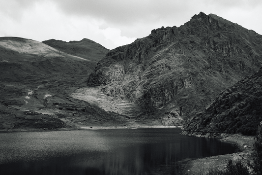 lake Qoricocha in Peru